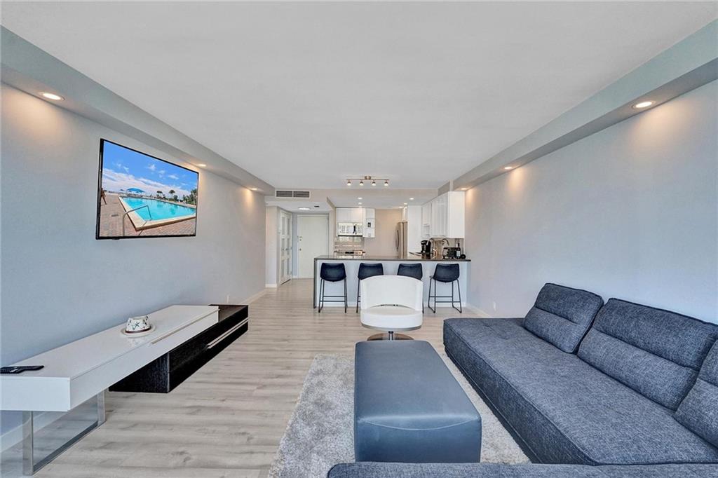 3180 S Ocean Dr 821