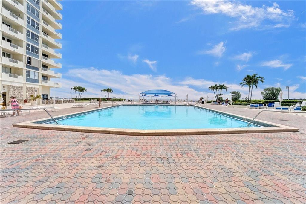 3180 S Ocean Dr 821