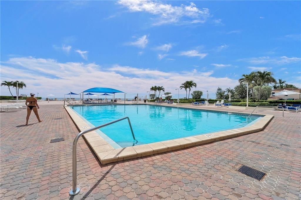 3180 S Ocean Dr 821