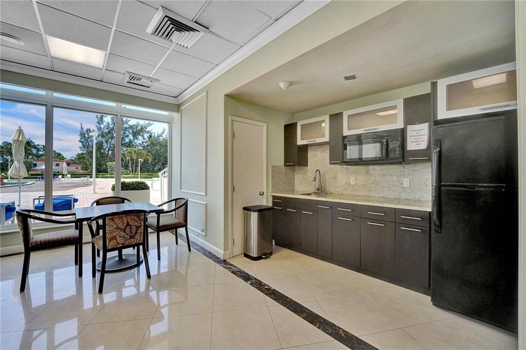 3180 S Ocean Dr 821