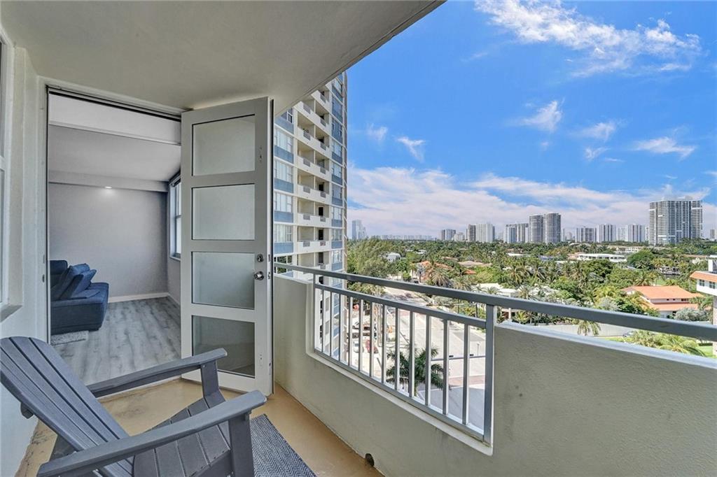 3180 S Ocean Dr 821