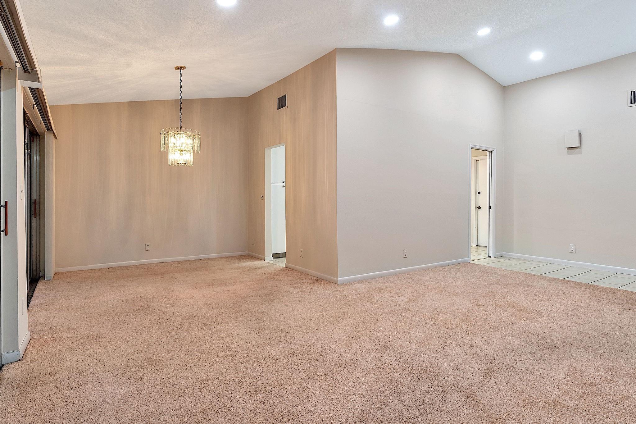 1550 Riverwood Ln