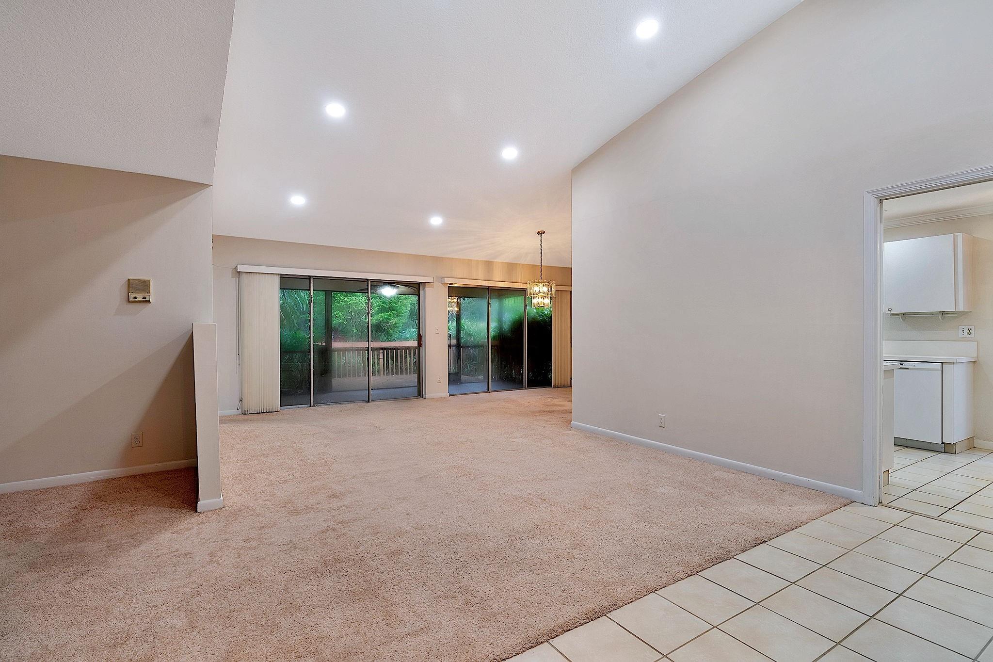 1550 Riverwood Ln