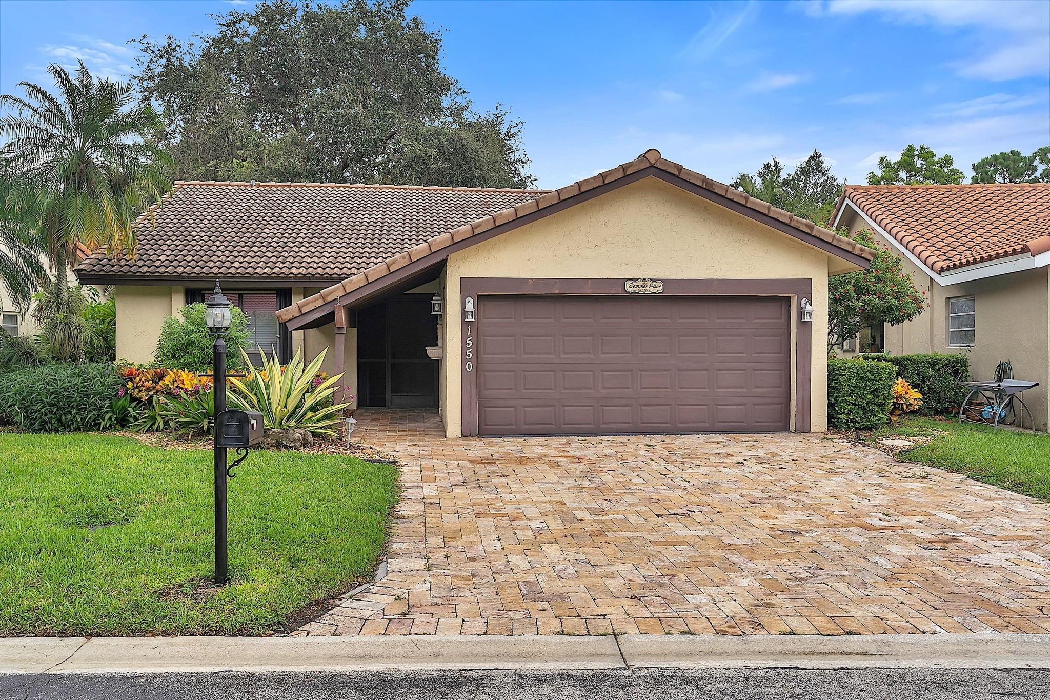 1550 Riverwood Ln
