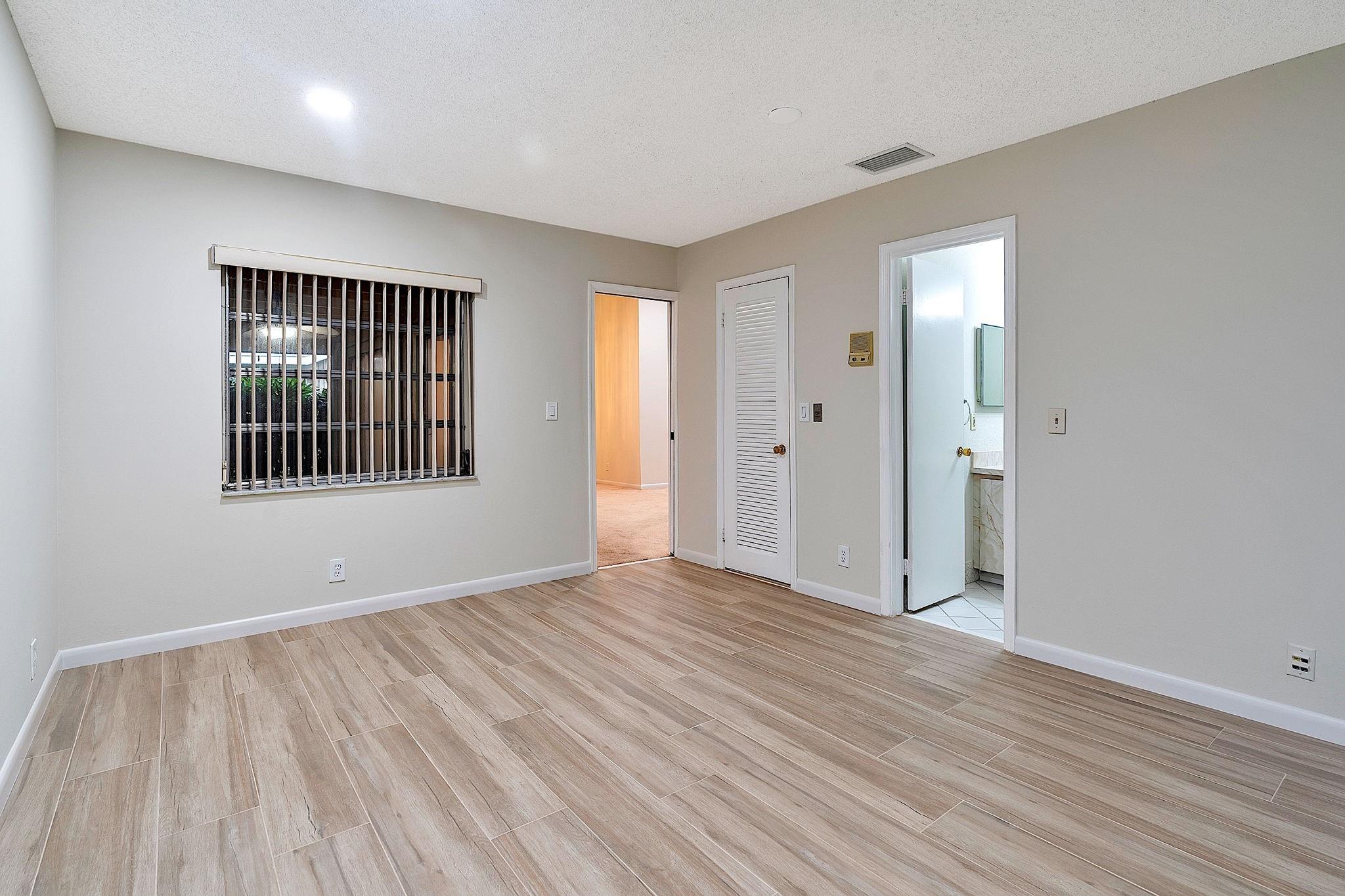 1550 Riverwood Ln
