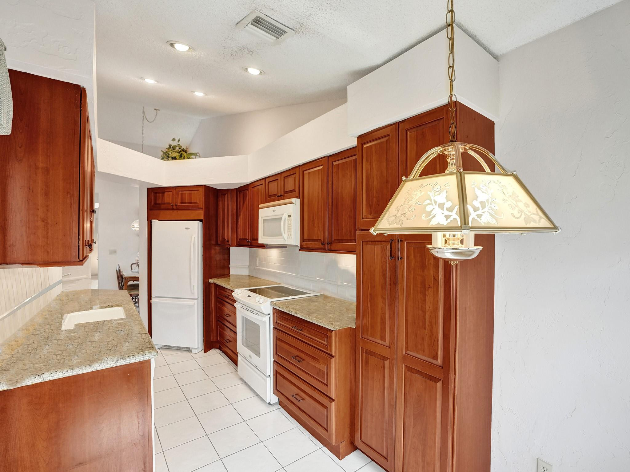 3400 Water Oak Dr 1501