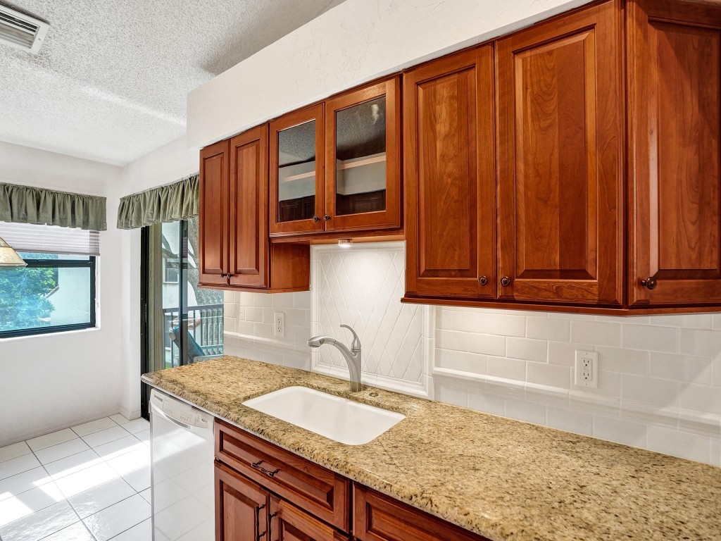 3400 Water Oak Dr 1501