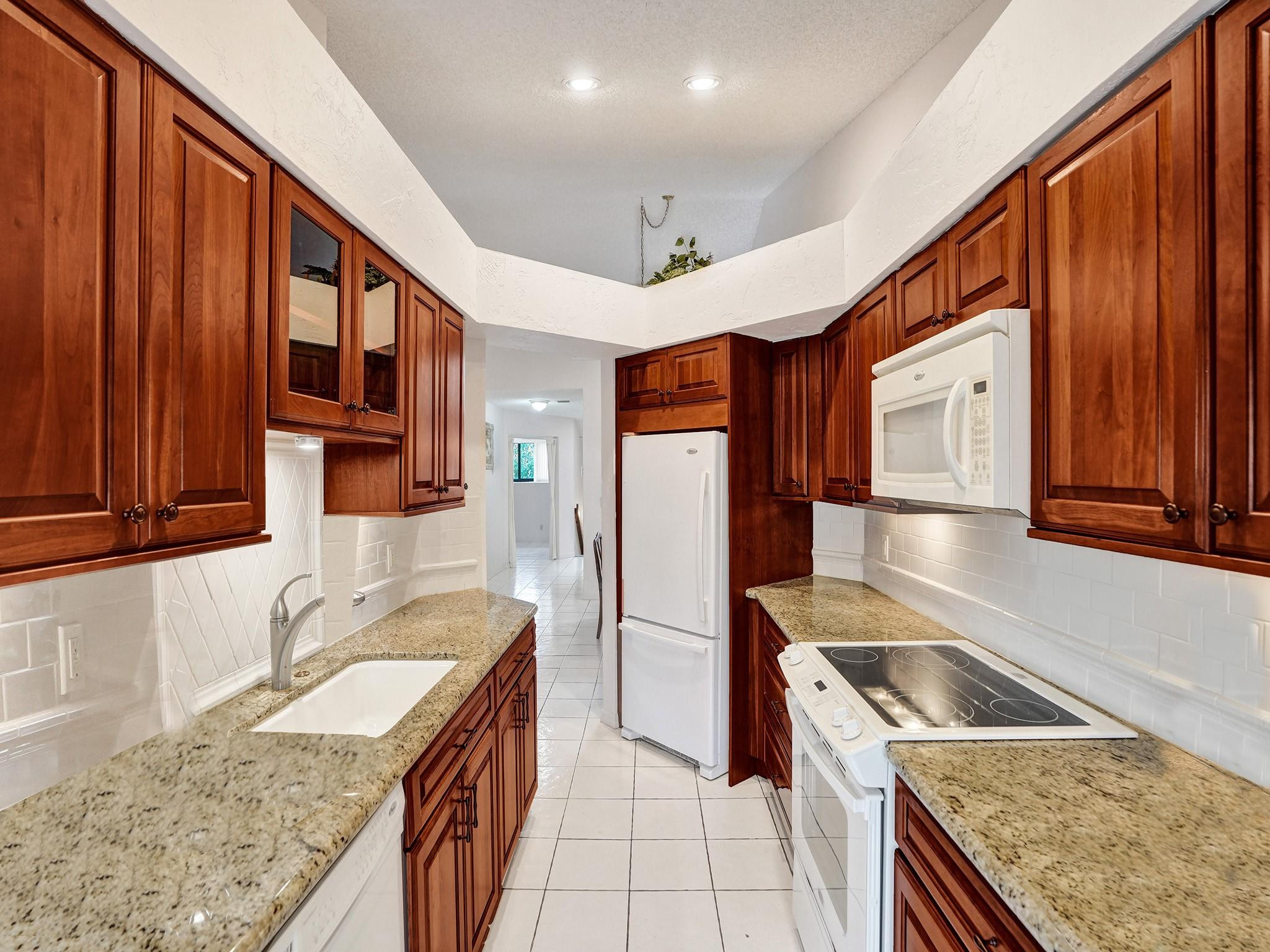 3400 Water Oak Dr 1501