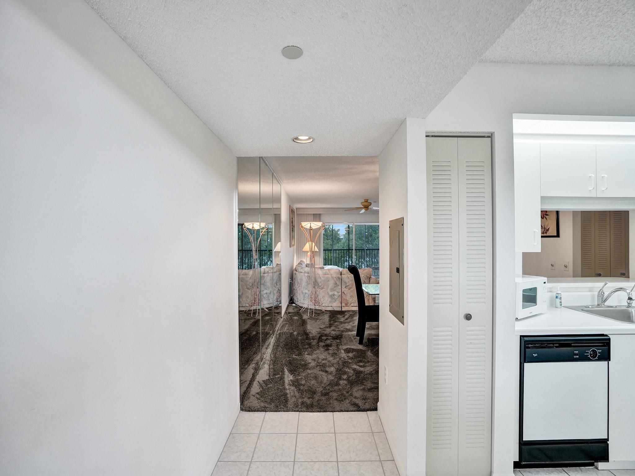 571 SW 141st Ave 407N