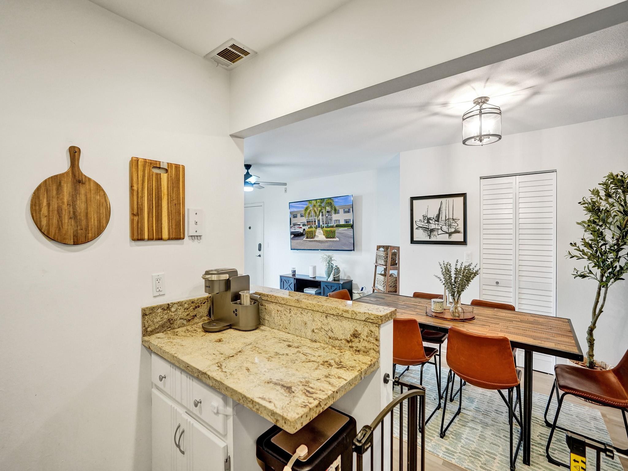 170 Cypress Club Dr 704