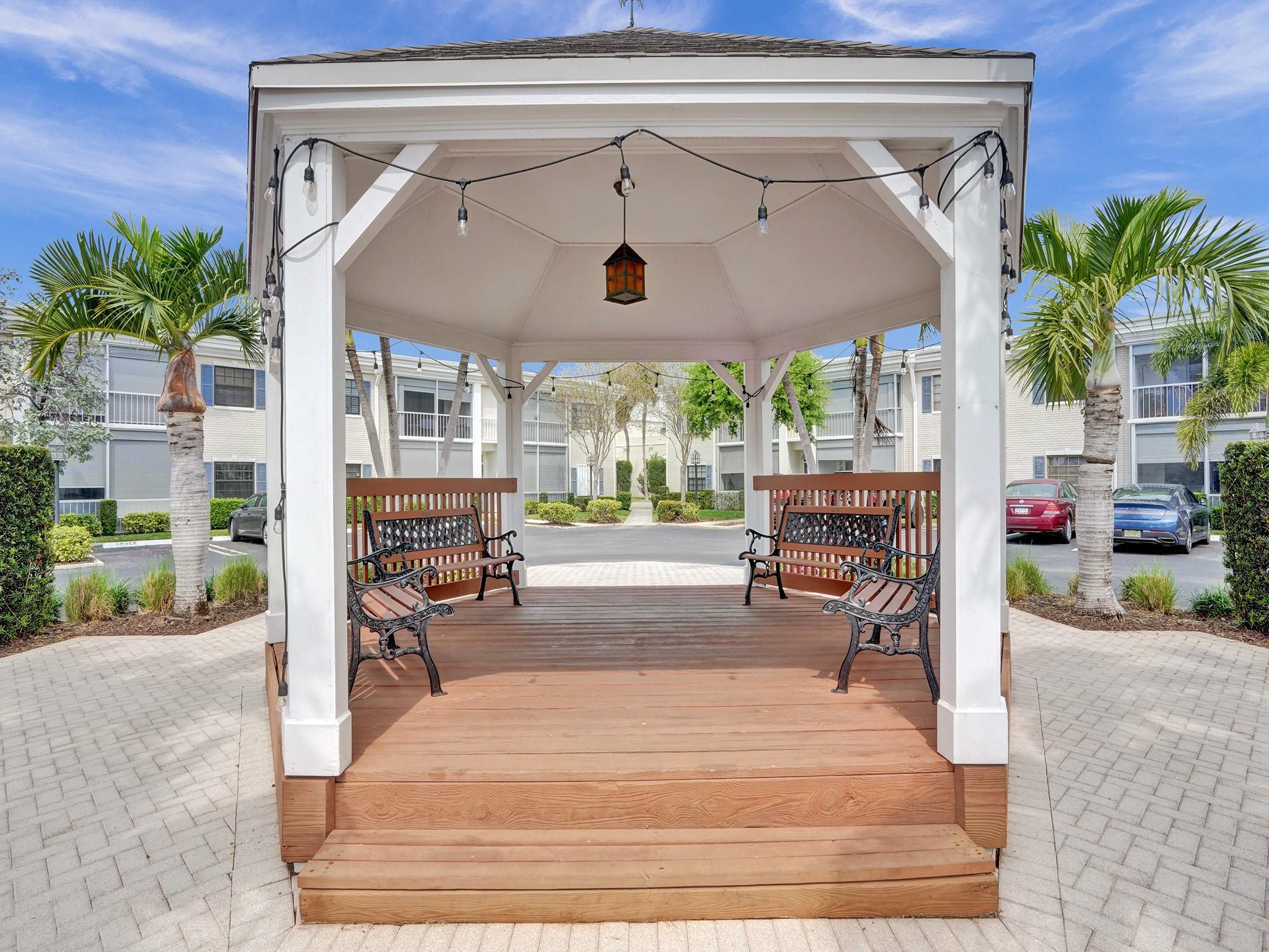 170 Cypress Club Dr 704