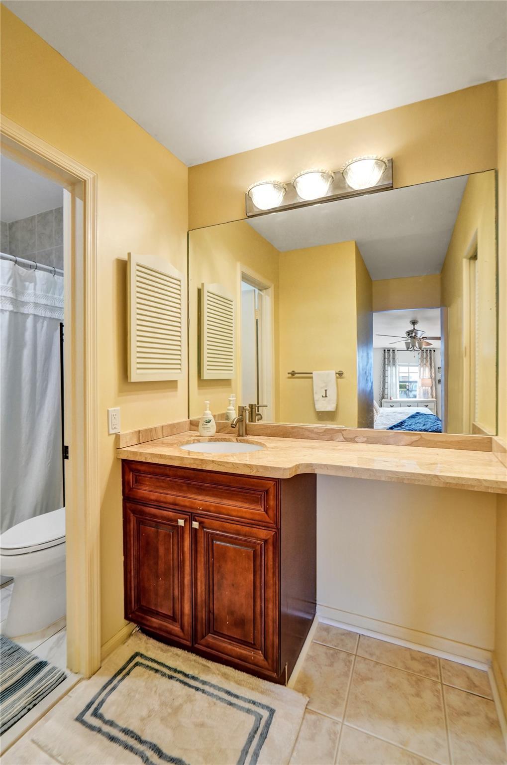 170 Cypress Club Dr 704
