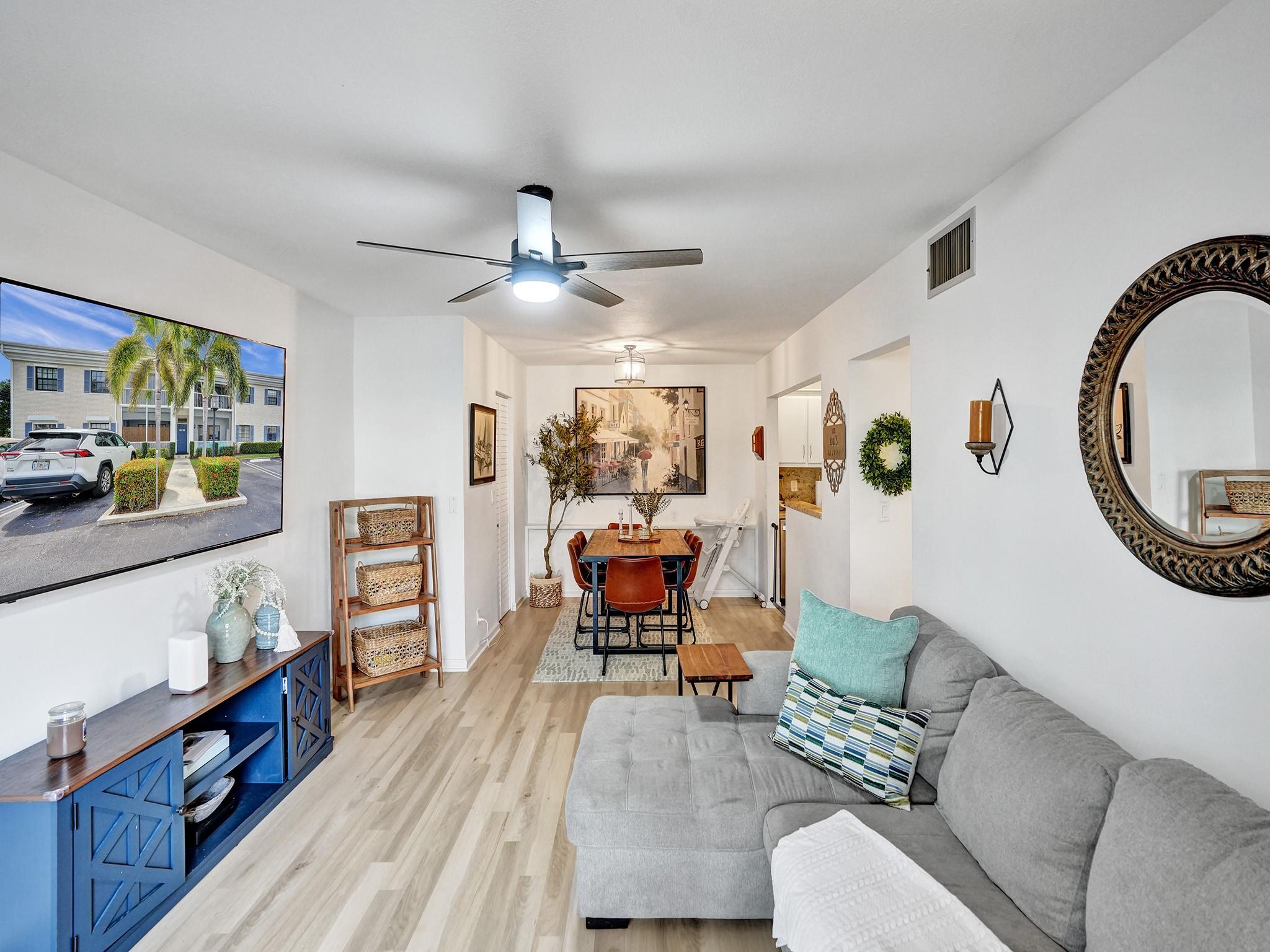 170 Cypress Club Dr 704
