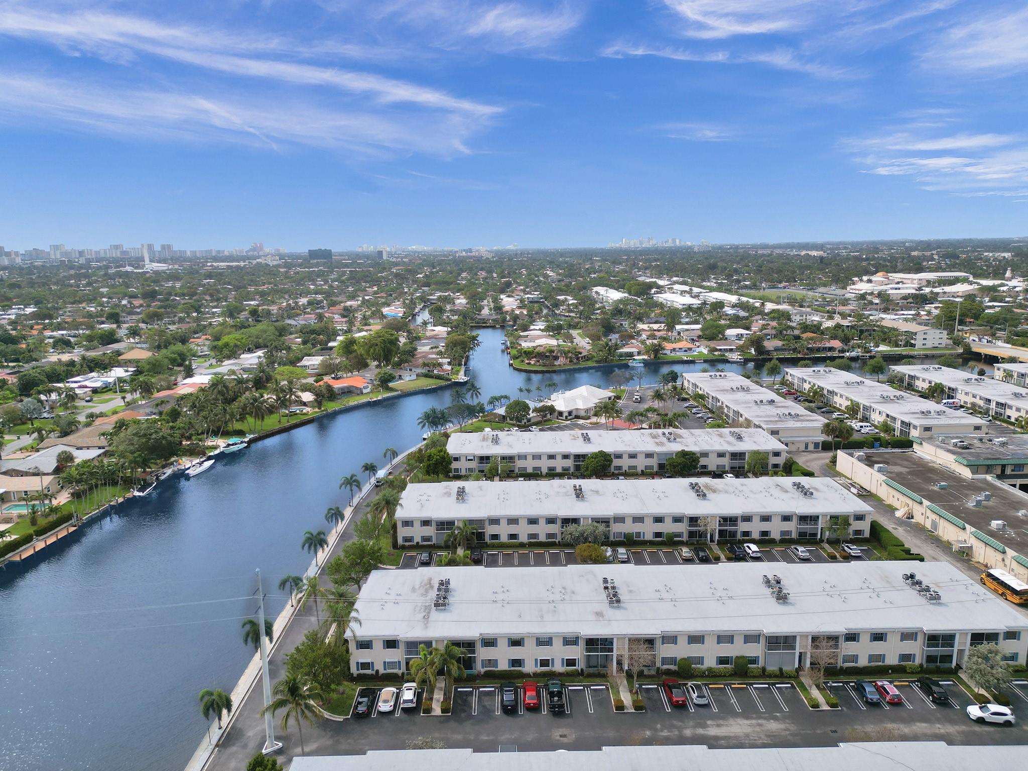 170 Cypress Club Dr 704
