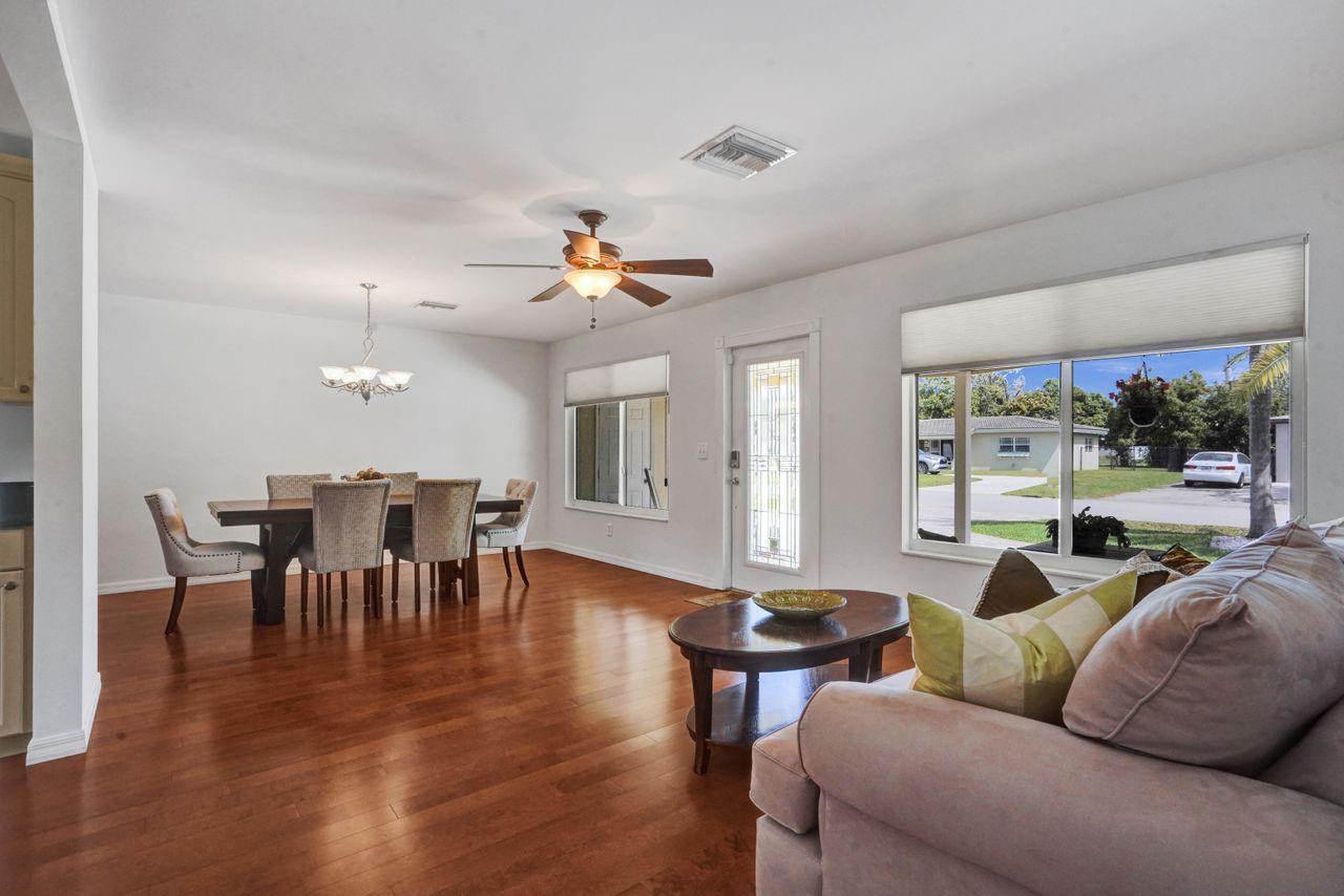 1210 NW 46th St