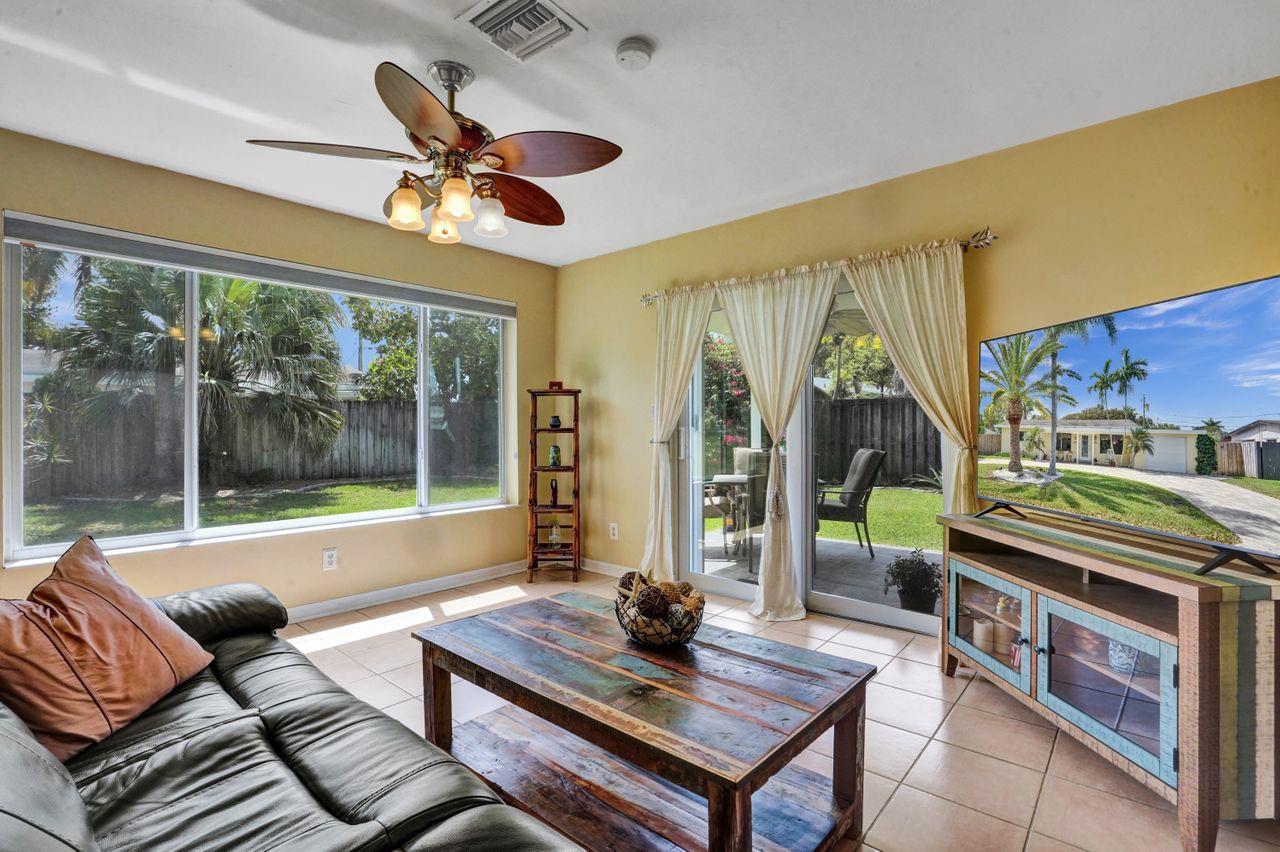 1210 NW 46th St