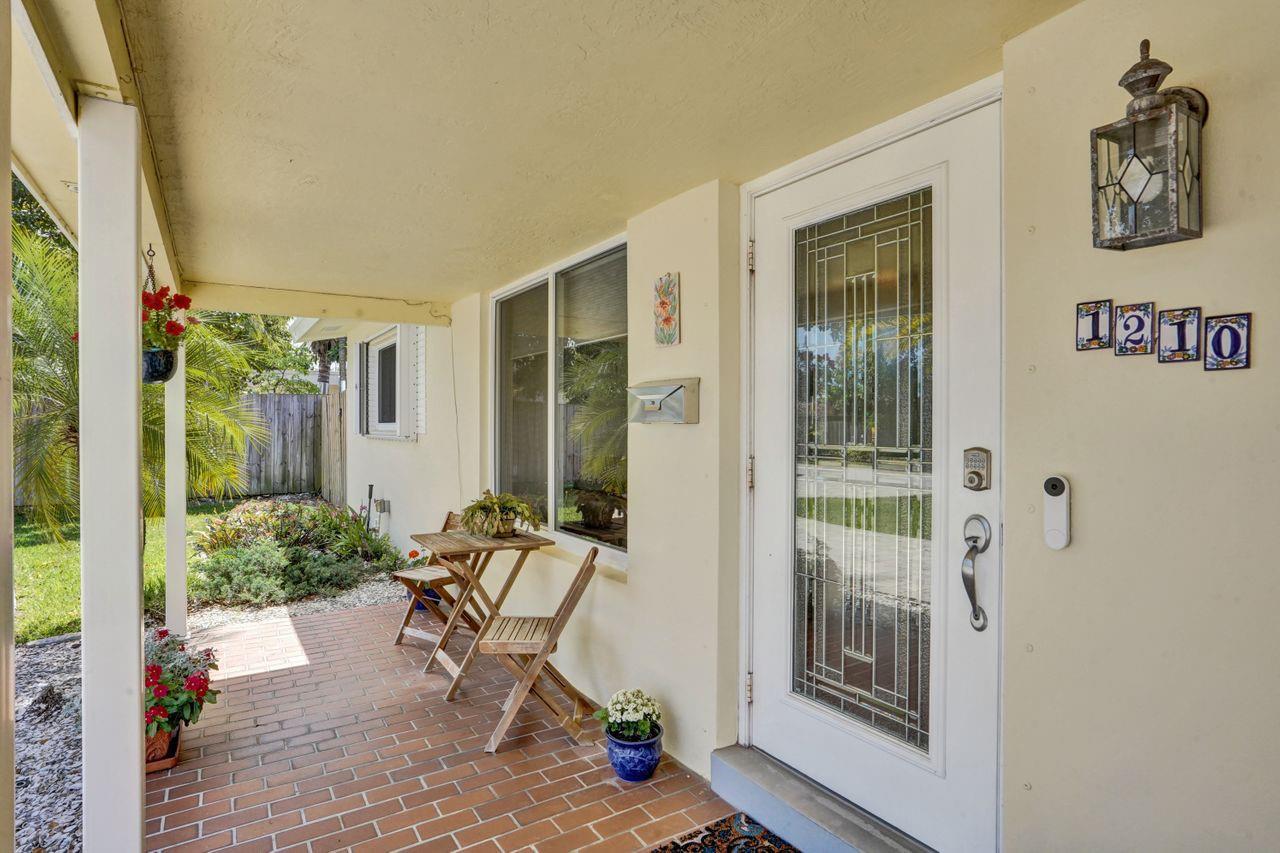1210 NW 46th St