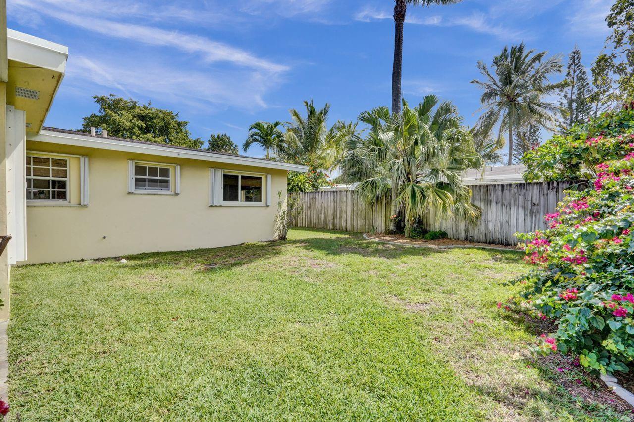 1210 NW 46th St