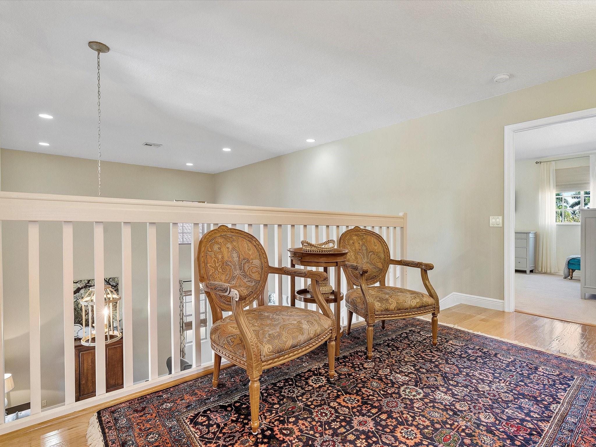 430 Cambridge Dr