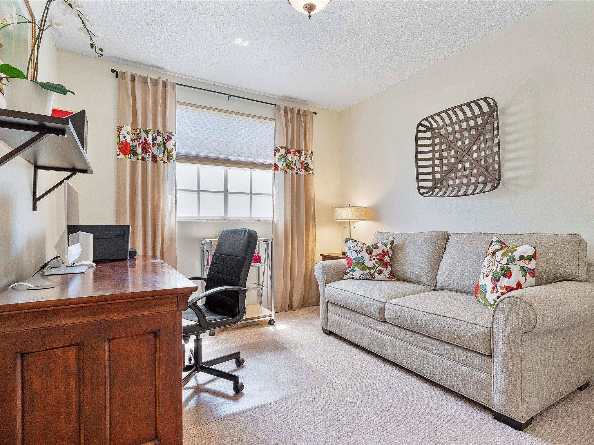 430 Cambridge Dr