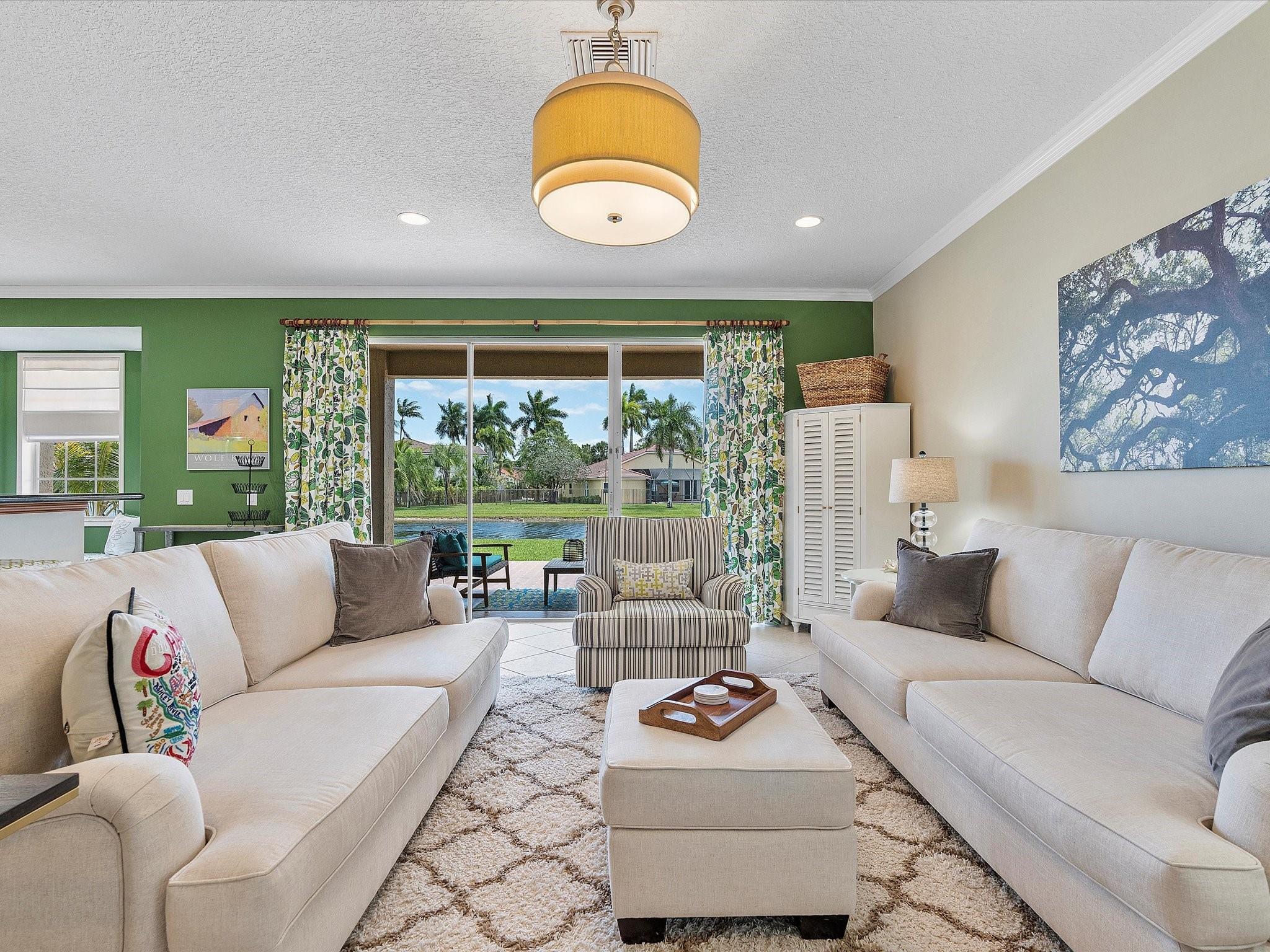 430 Cambridge Dr