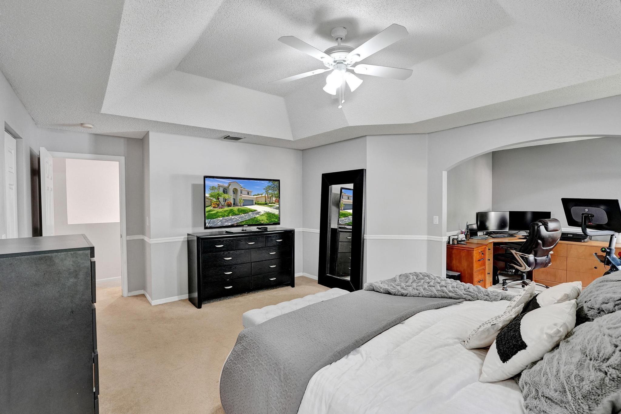 5116 Heron Pl