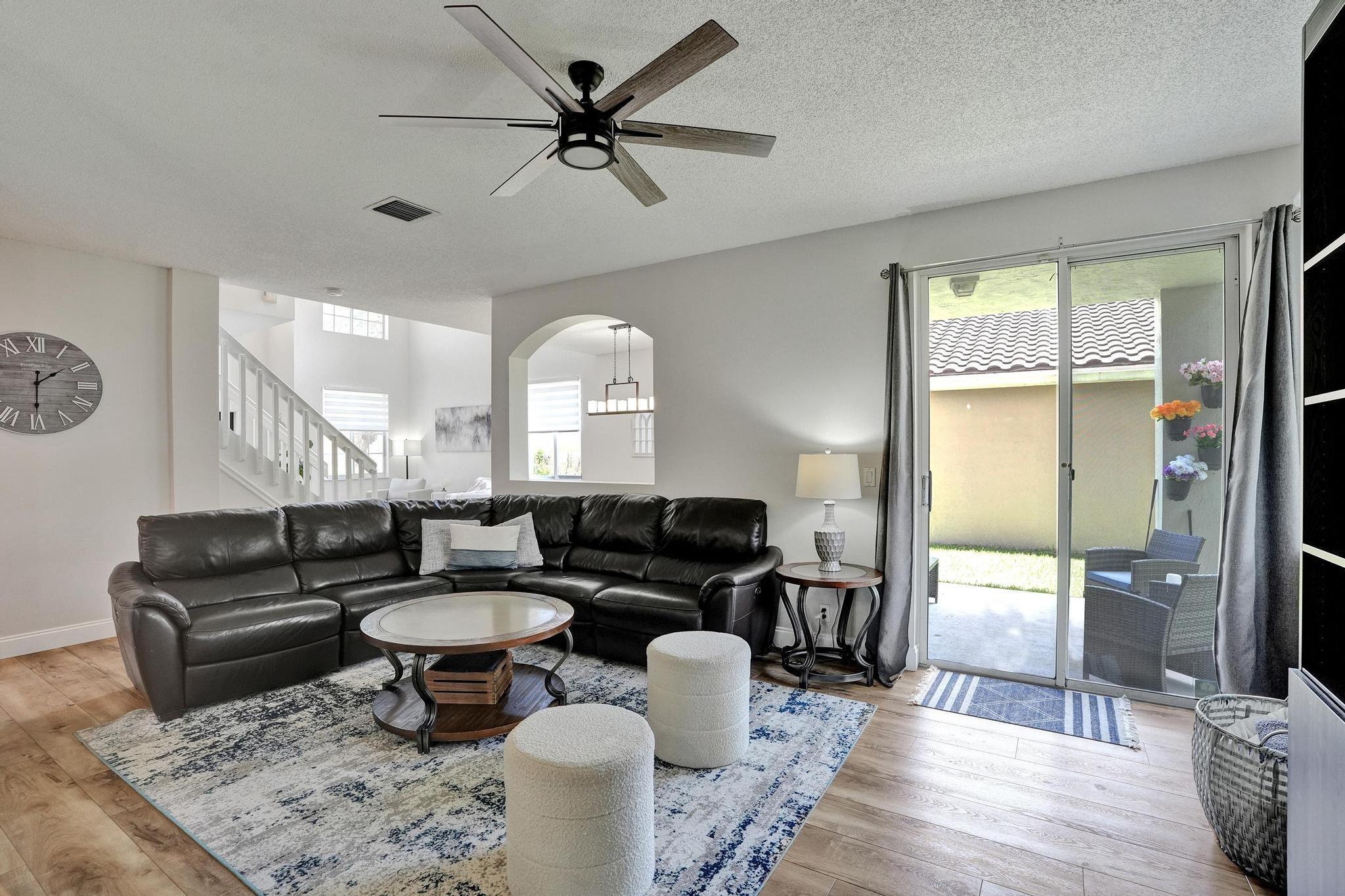 5116 Heron Pl