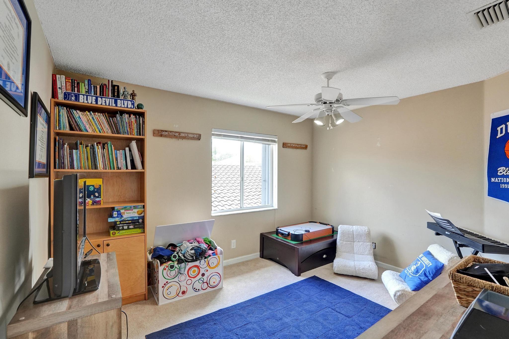 5116 Heron Pl