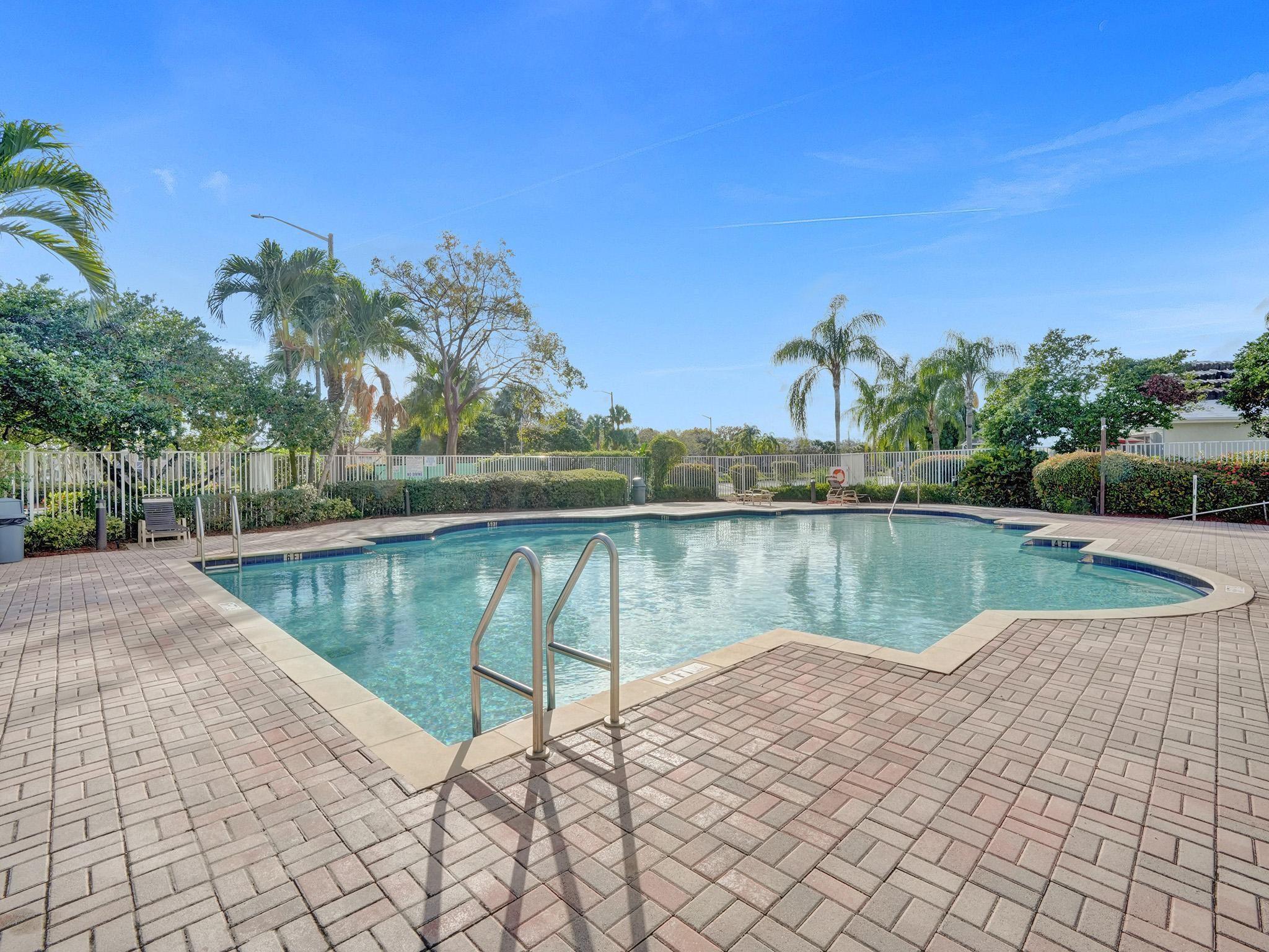5116 Heron Pl