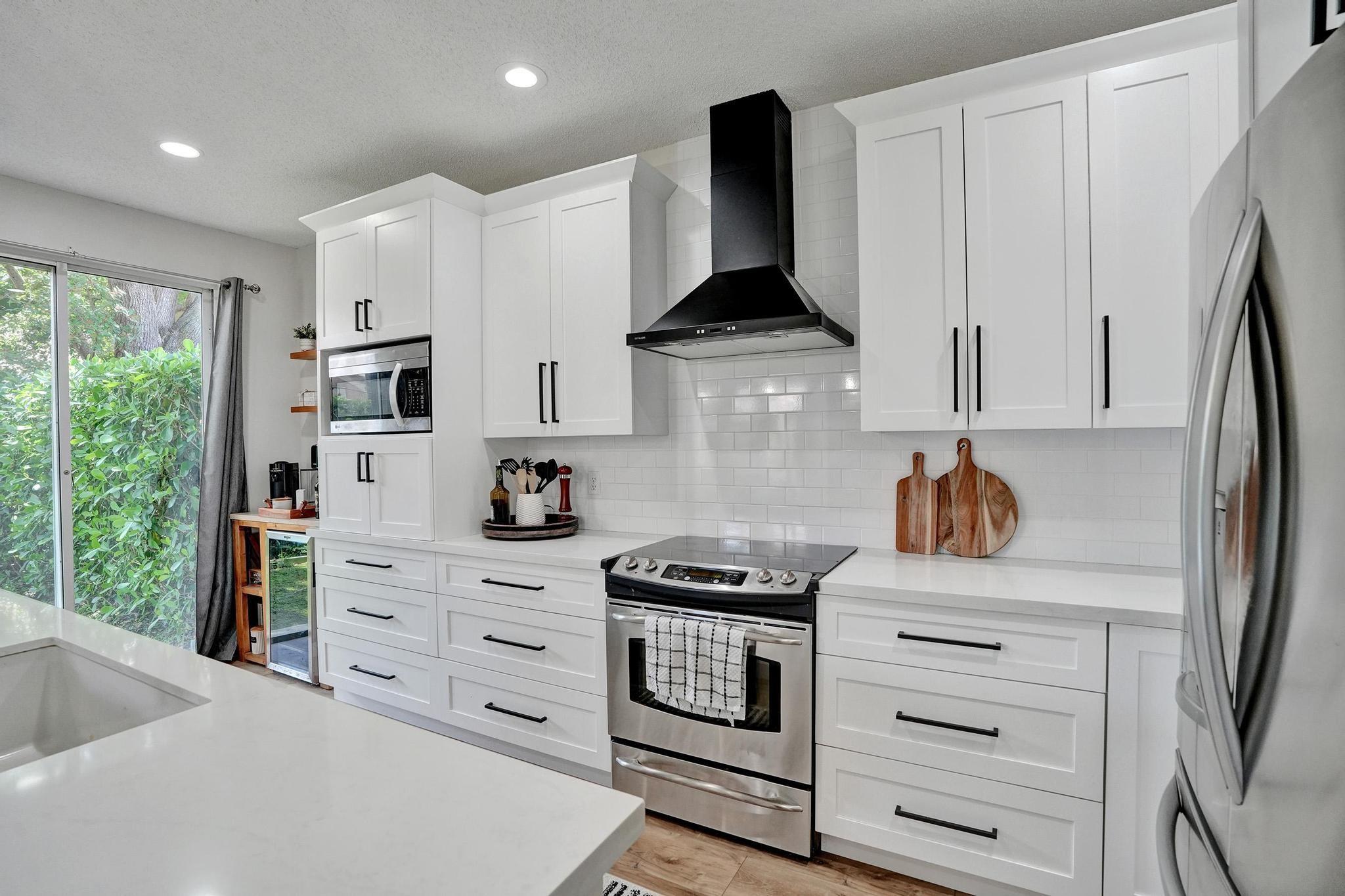 5116 Heron Pl
