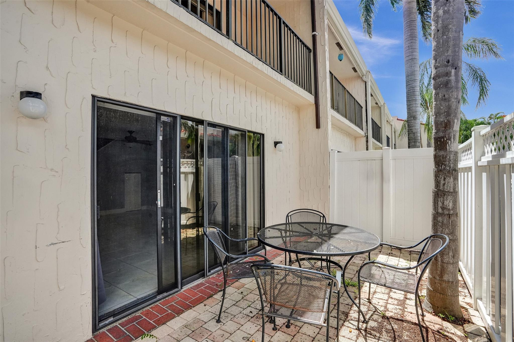 227 SE 11th Ave 227