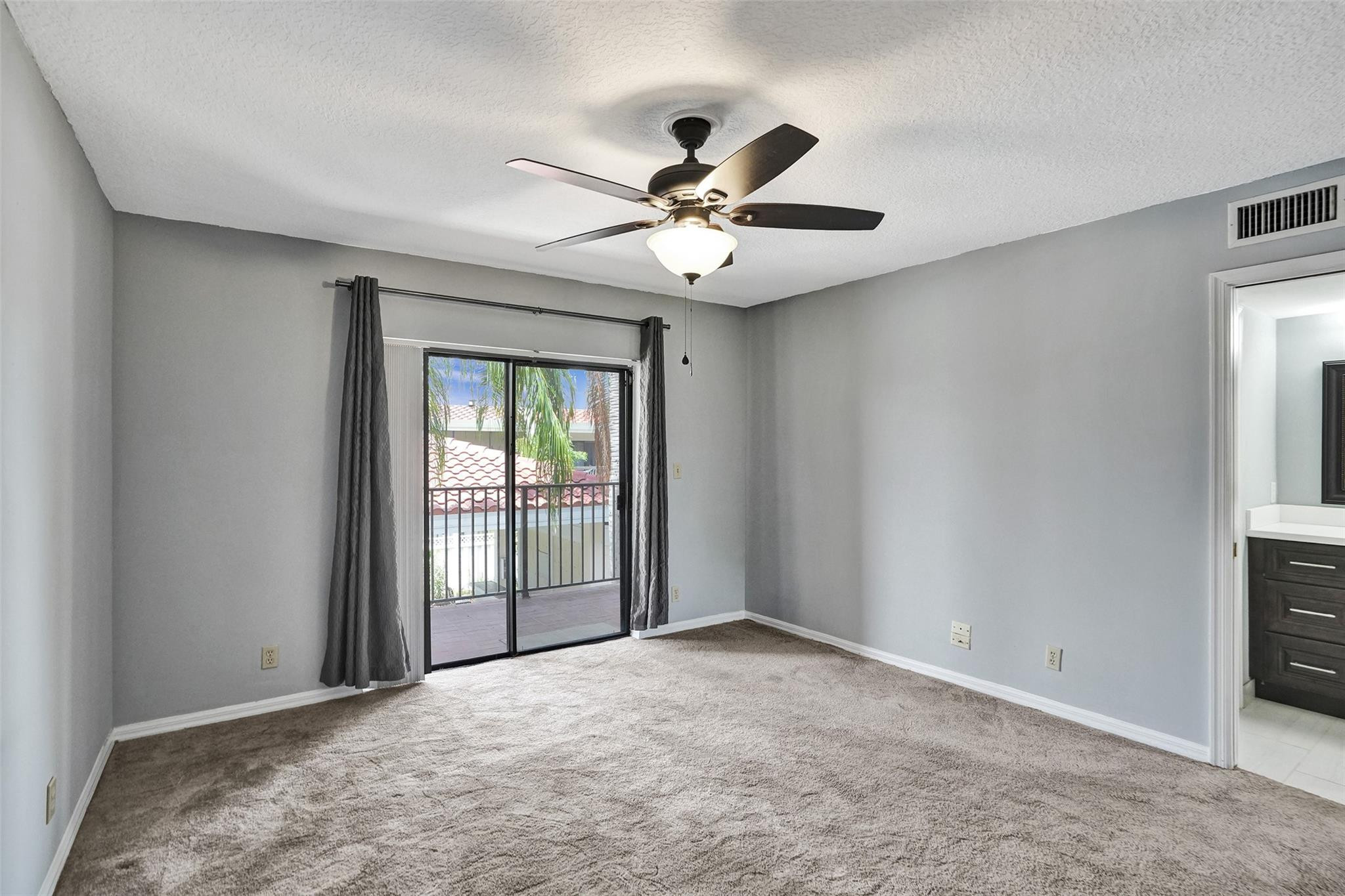 227 SE 11th Ave 227