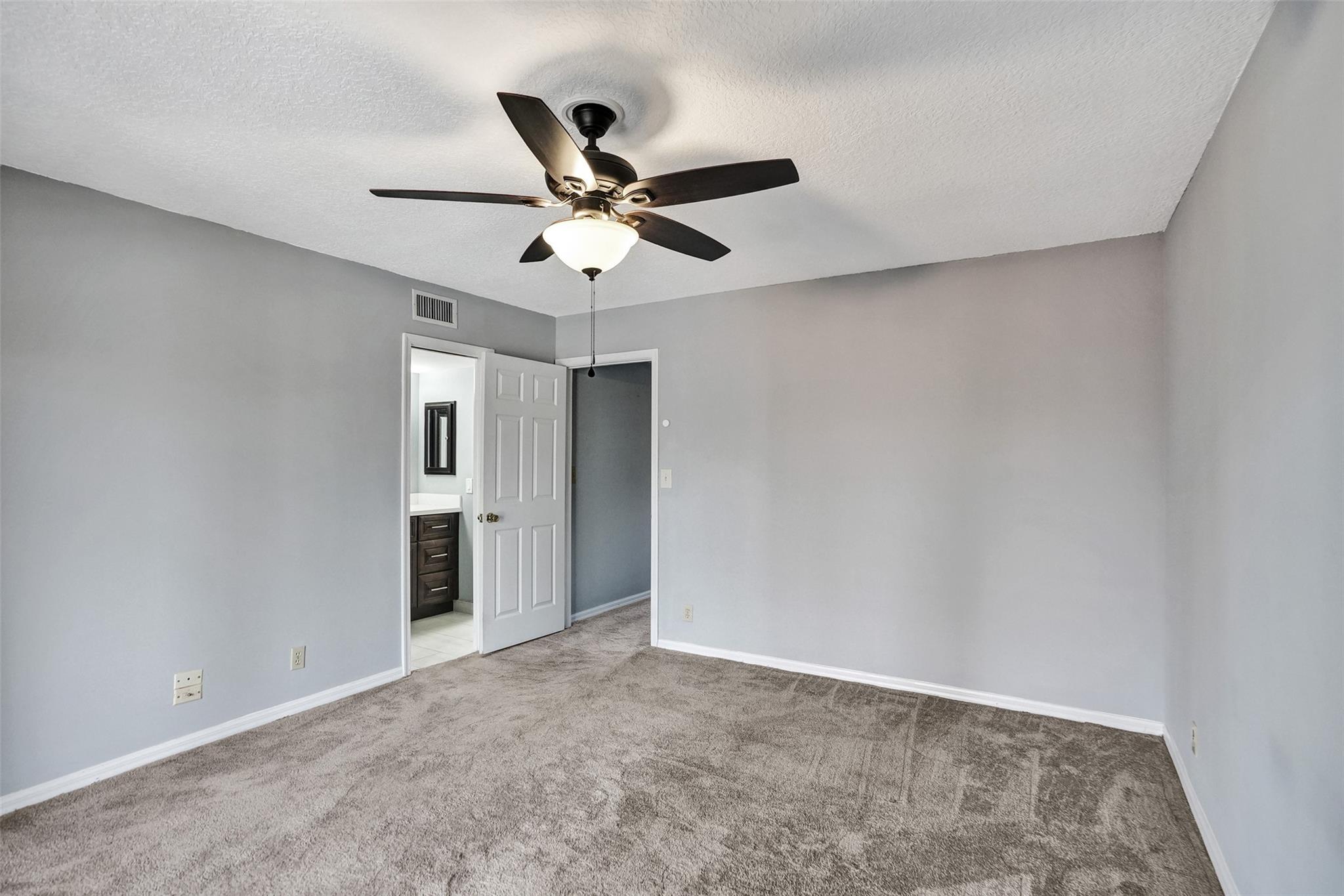 227 SE 11th Ave 227