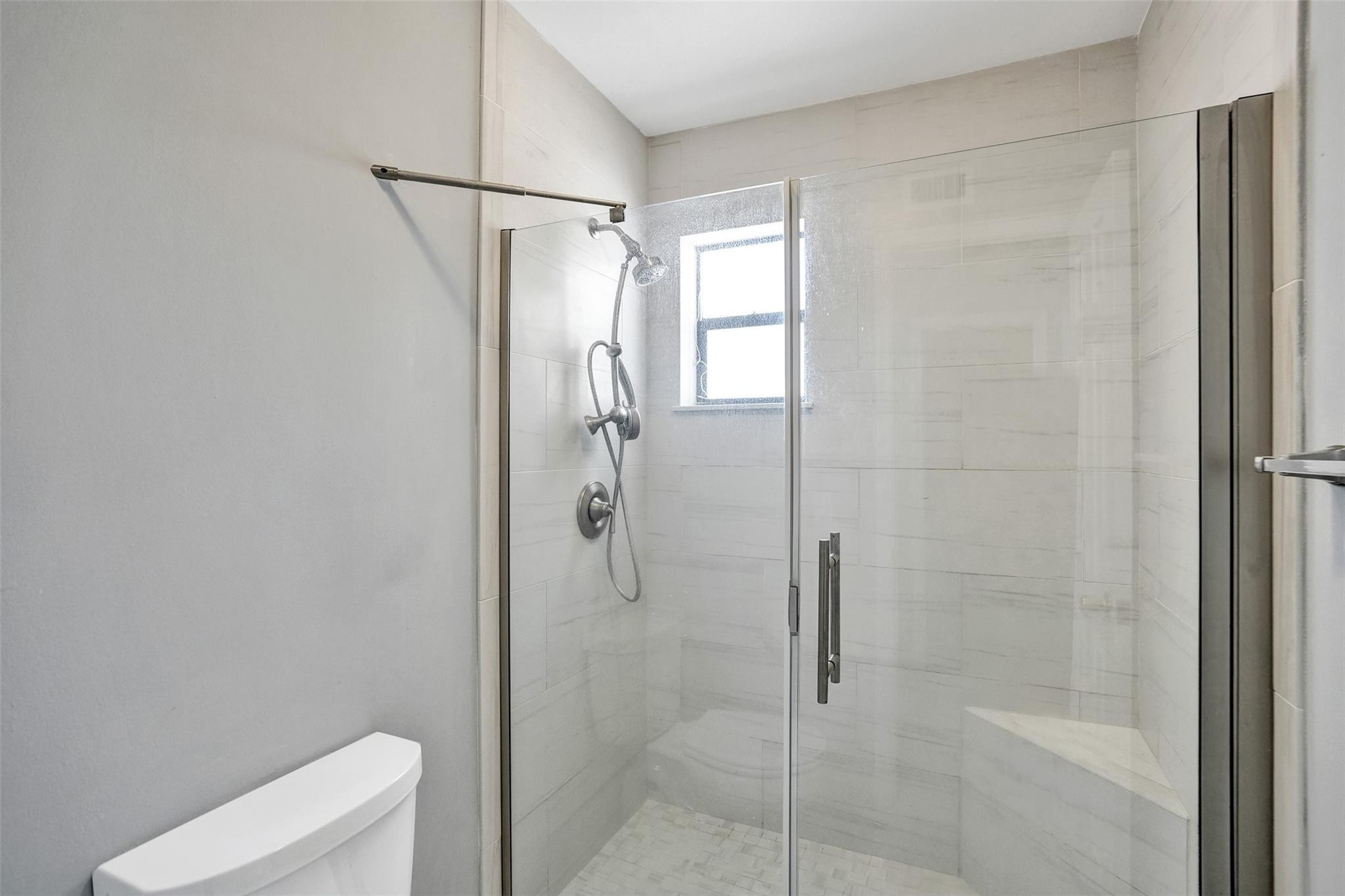 227 SE 11th Ave 227