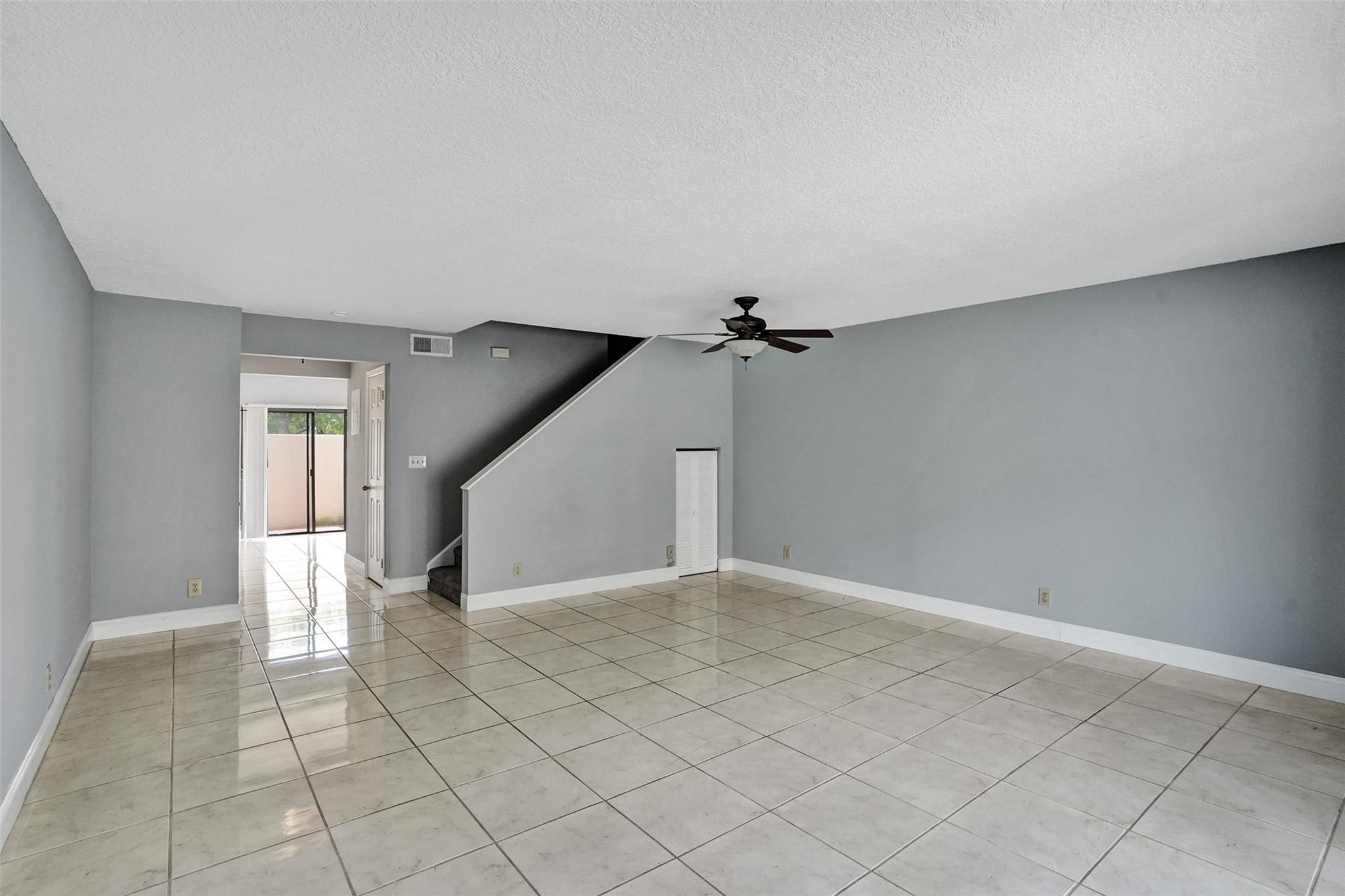 227 SE 11th Ave 227