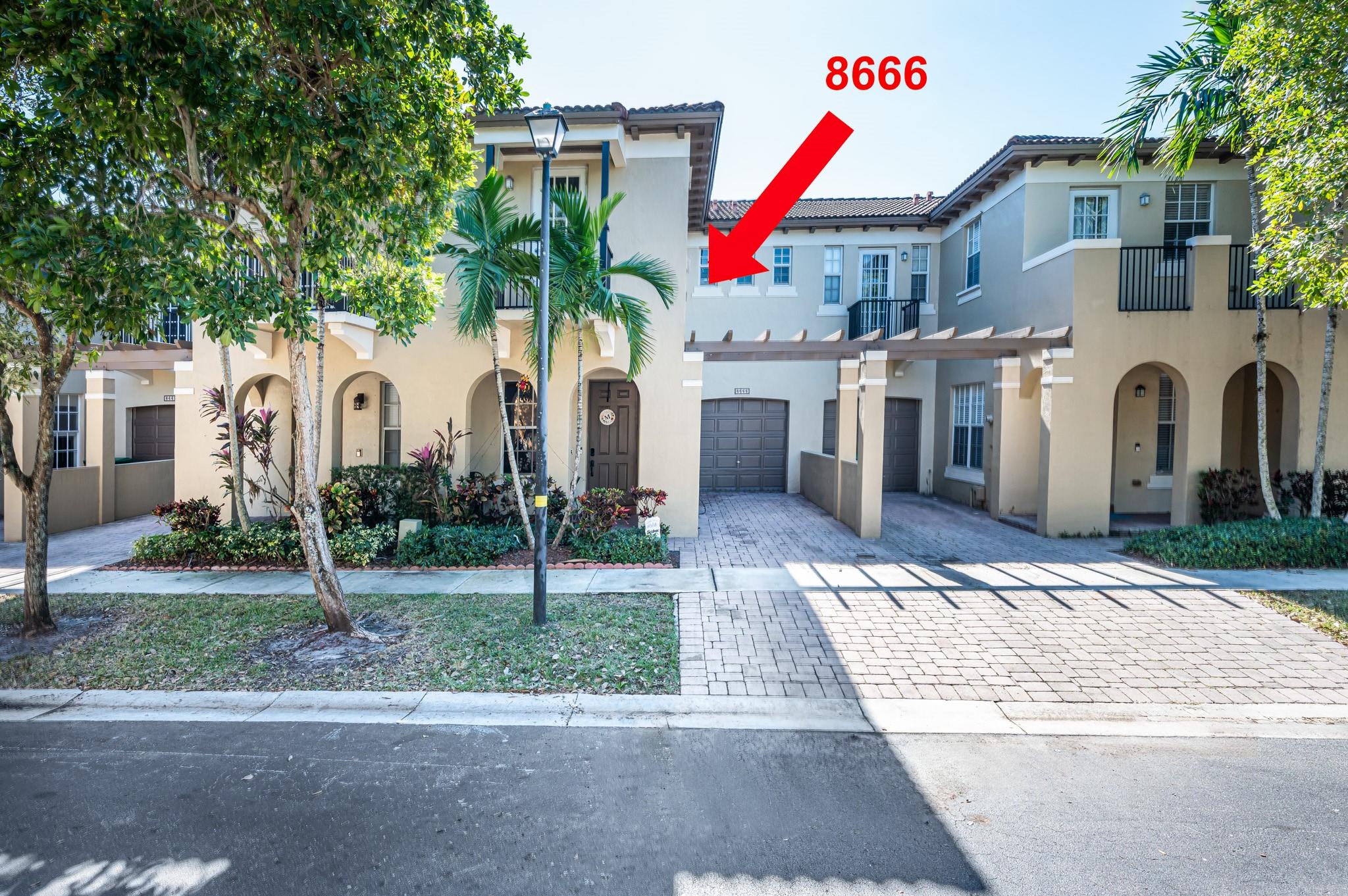 8666 Blaze Ct