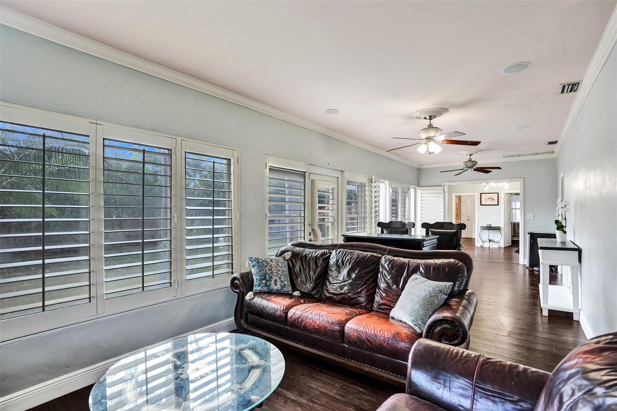 1004 Avon Rd