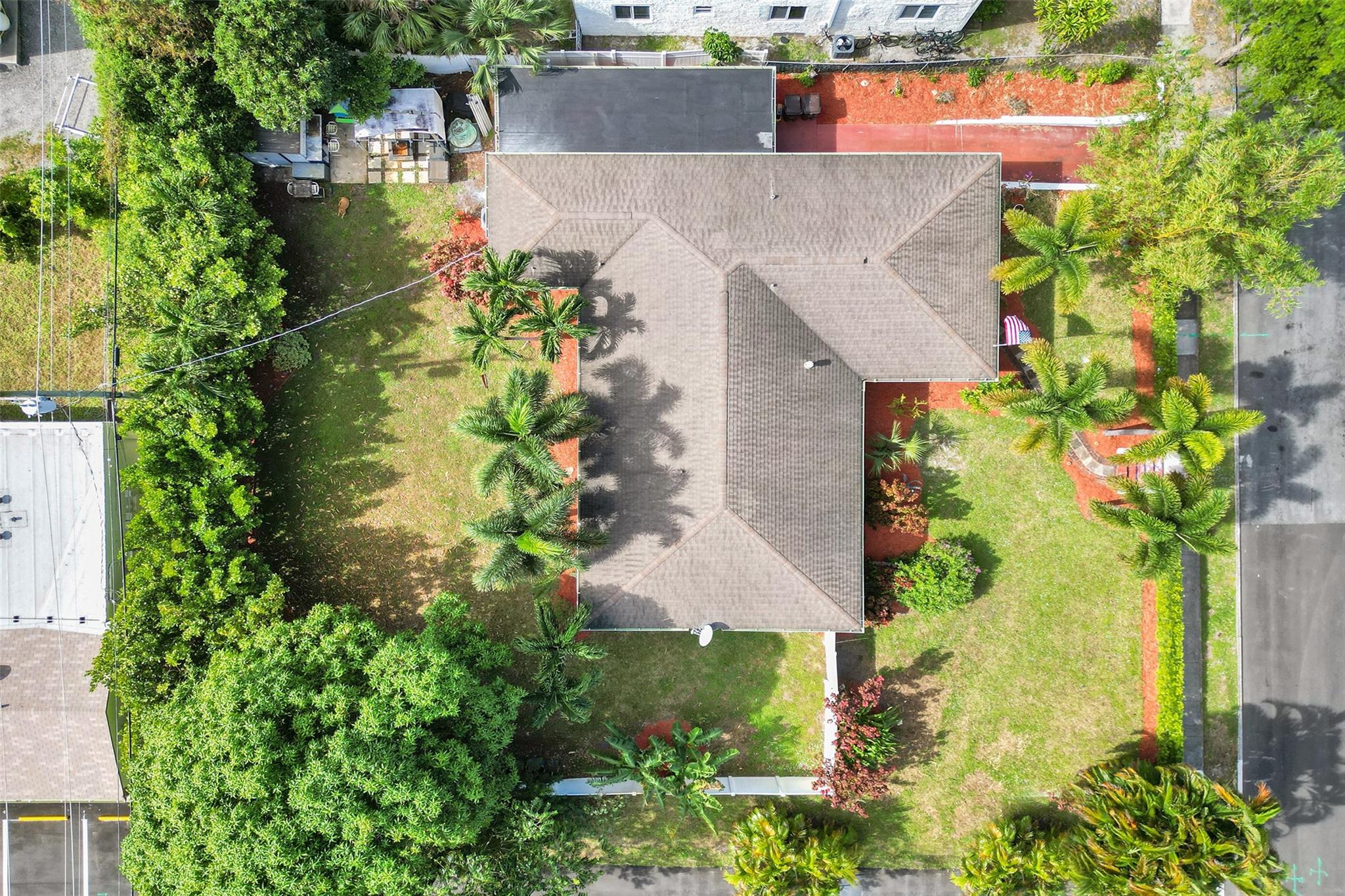 1004 Avon Rd
