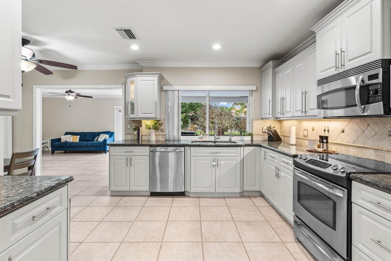 1200 SW 68th Ave