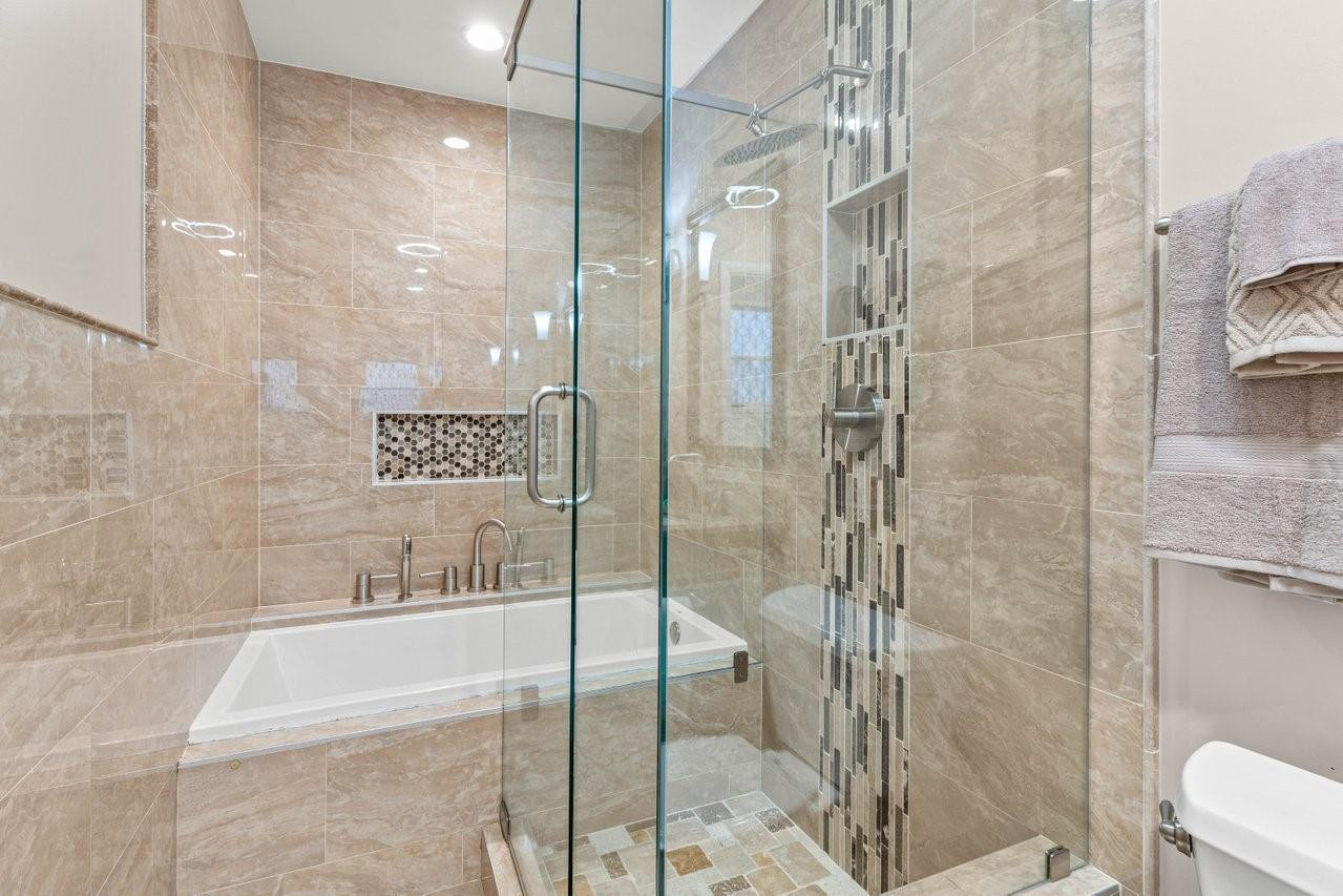 1200 SW 68th Ave