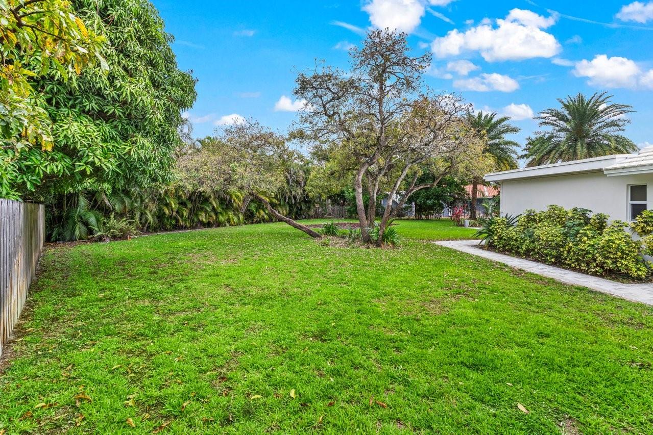 1200 SW 68th Ave