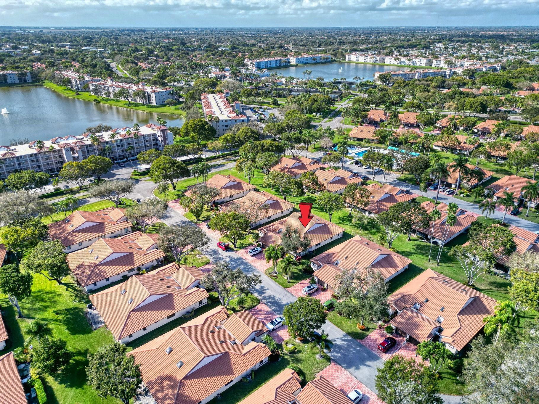 6125 Sunny Pointe Cir