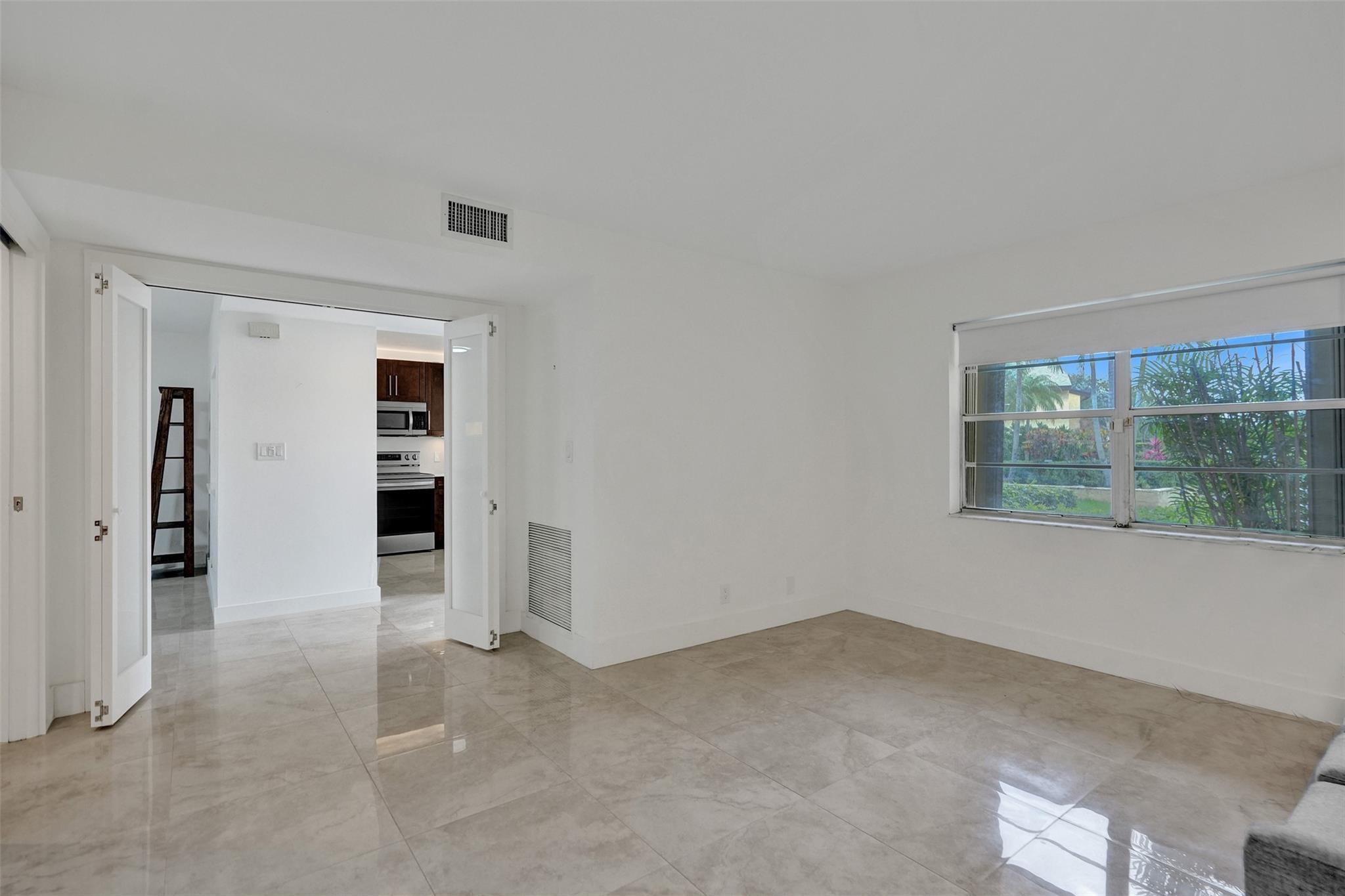 8750 Azalea Ct 103
