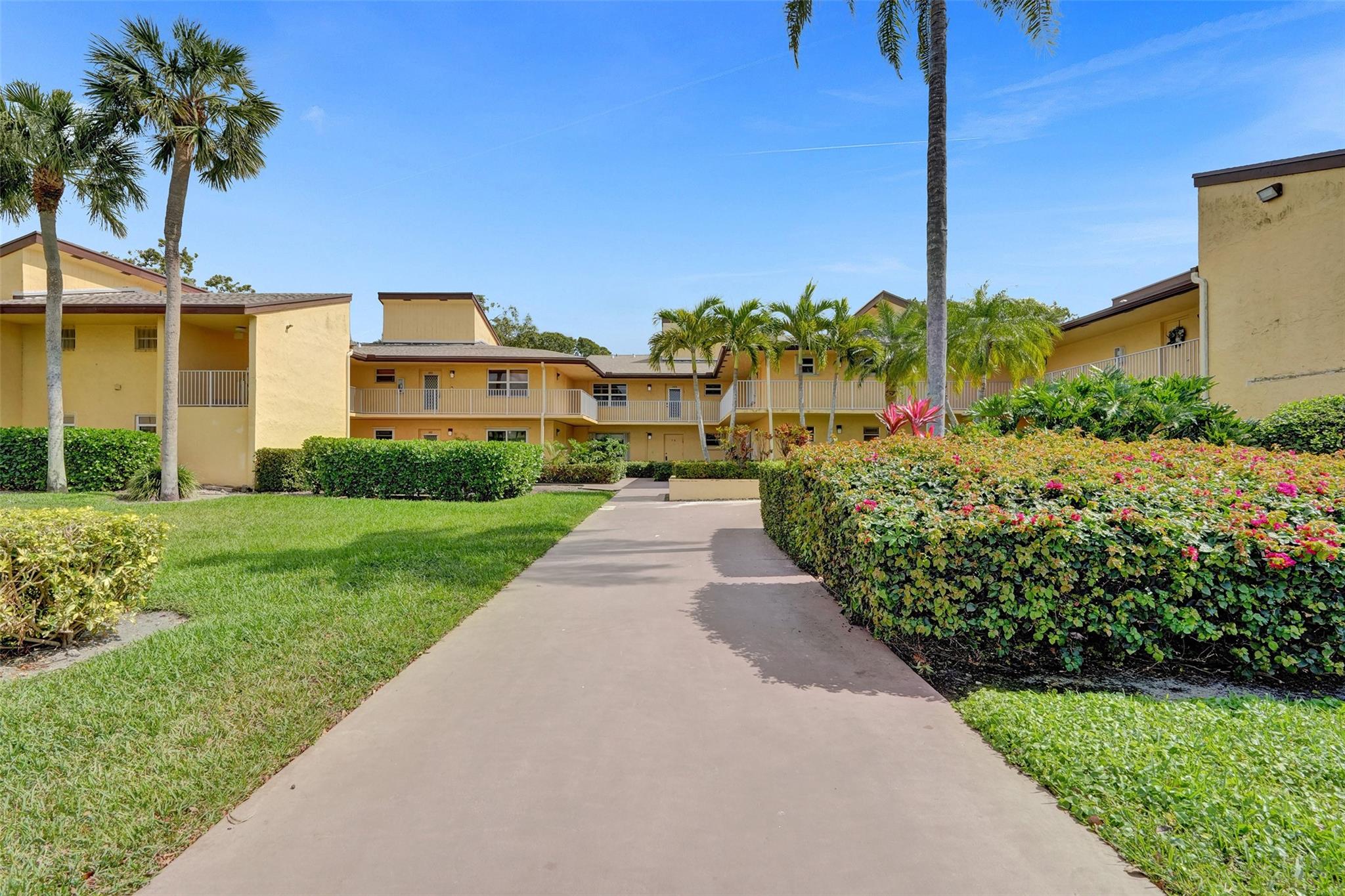 8750 Azalea Ct 103