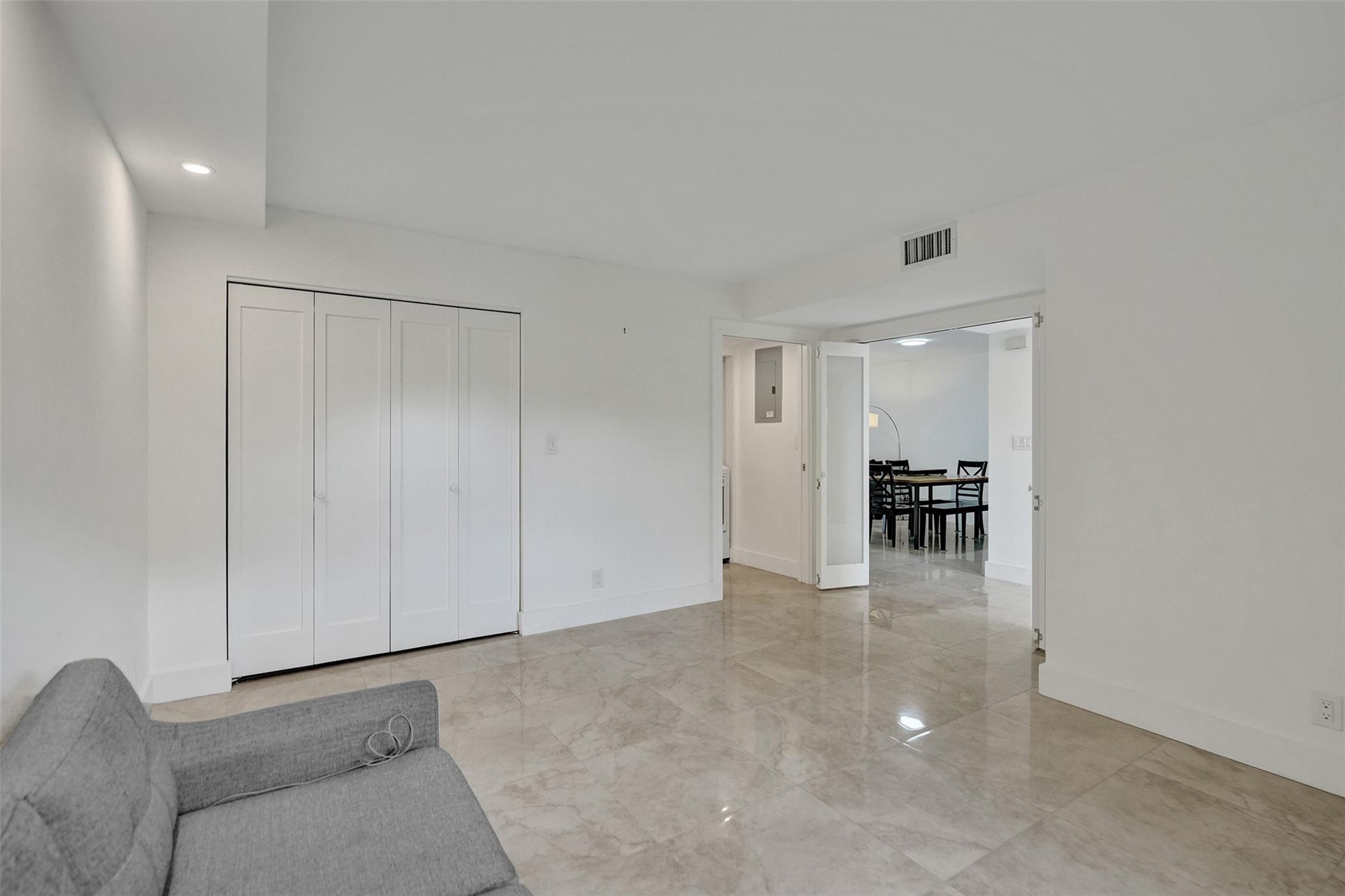 8750 Azalea Ct 103