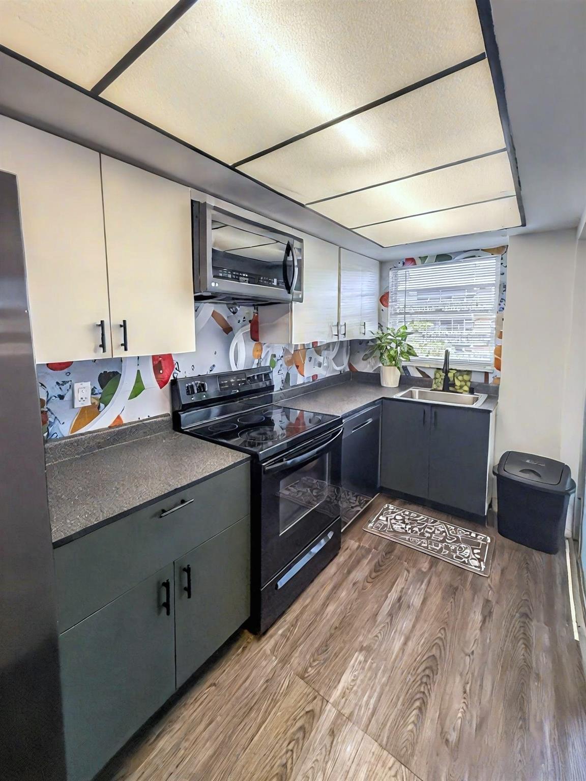 180 NE 12th Ave 12D