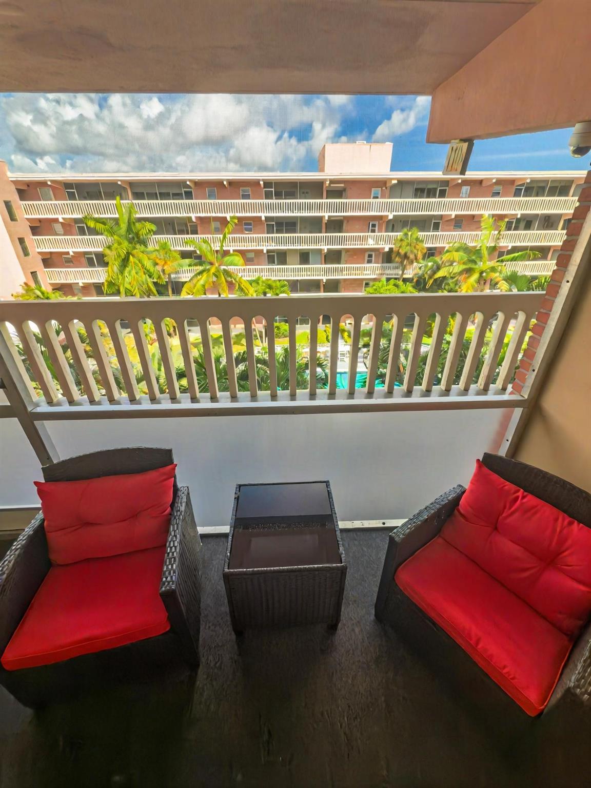 180 NE 12th Ave 12D