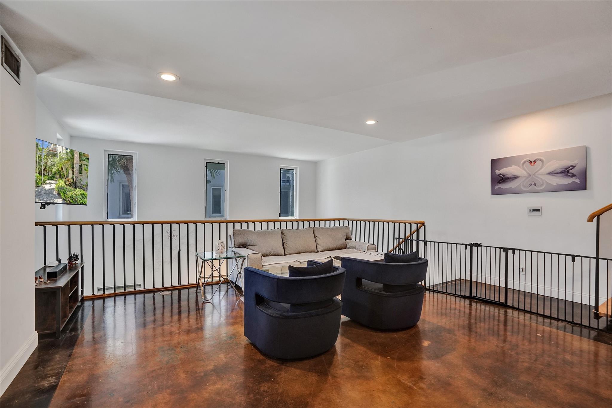 816 SW 4th Ave 10