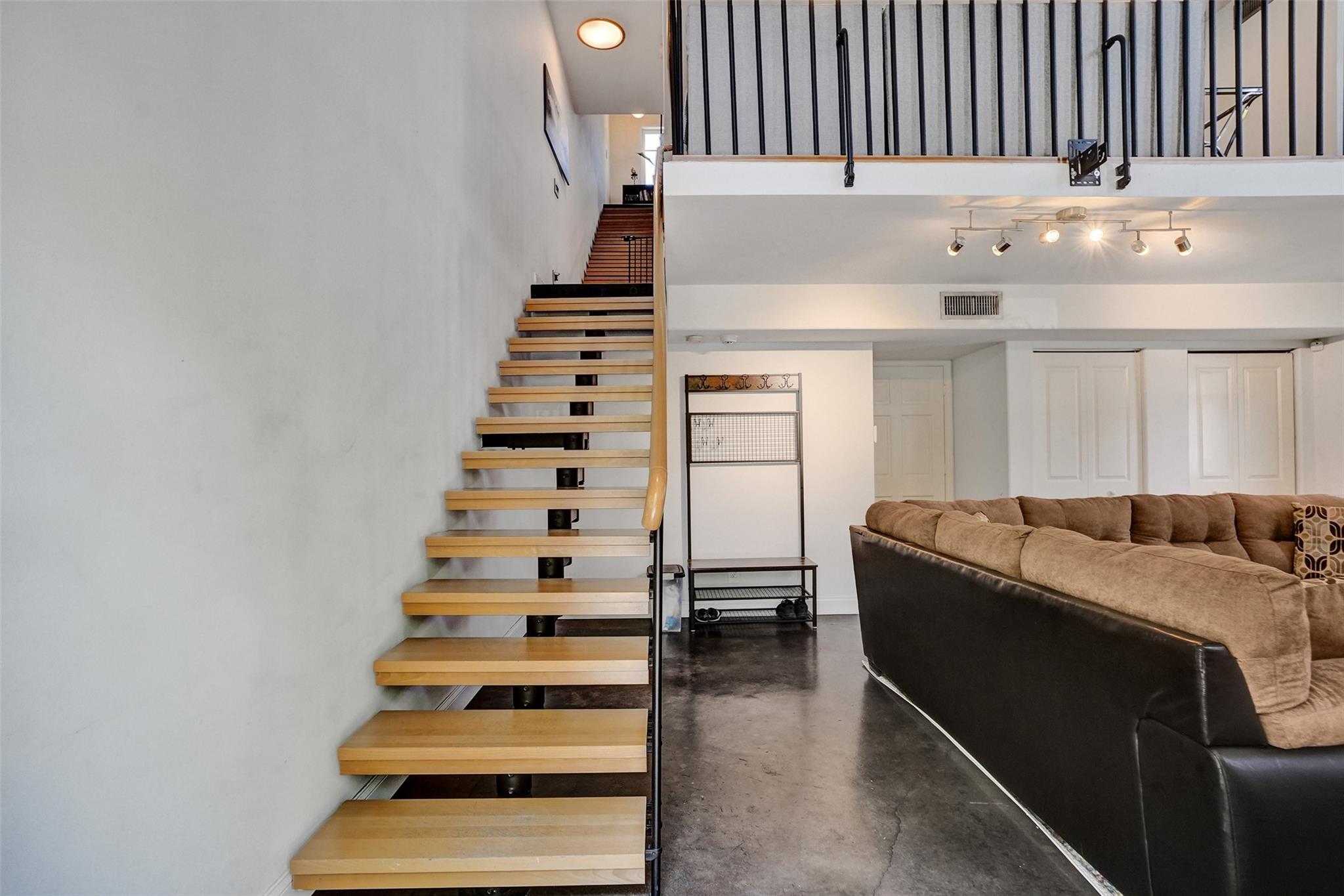 816 SW 4th Ave 10