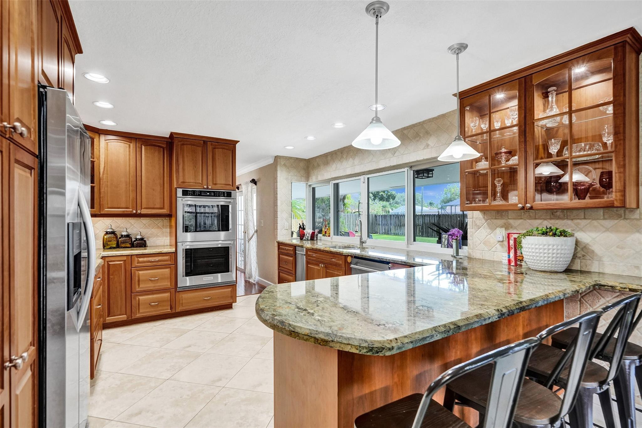 1521 SW 73rd Ave